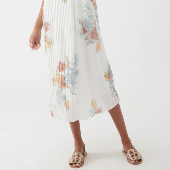 🔆O’NEILL🔆 JUNIA MIDI DRESS FLORAL WHITE Non-wrinkle comfortable beautiful - Picture 11 of 16